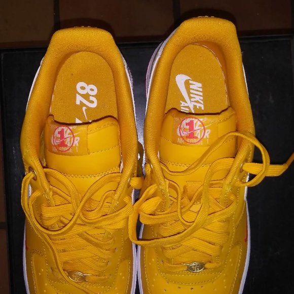 Nike Air Force 1 I Low 07 SE 40th Anniversary Yellow Ochre Sail - Picture 6 of 6